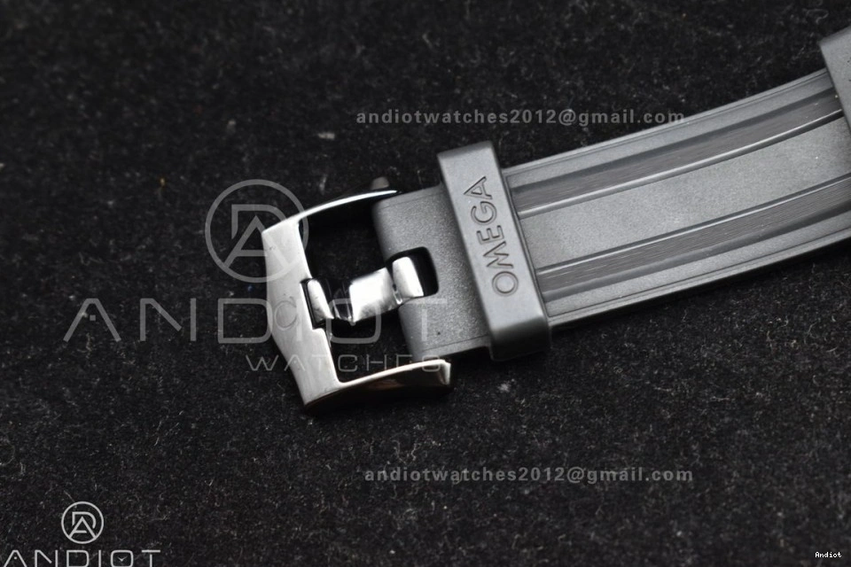 Black Edition Bezel Seamaster RG on Strap Black Rubber Best Black Ceramic 300m 1:1 VSF Dial 43.5mm A8806 0219